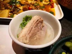 滩羊手抓肉-丝路金桃·新疆菜(徐汇店)