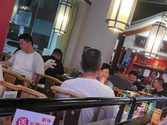 -川流不息·地道川菜·小龙虾(新松江路店)