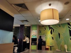 大堂-麦当劳(新洲南路店)