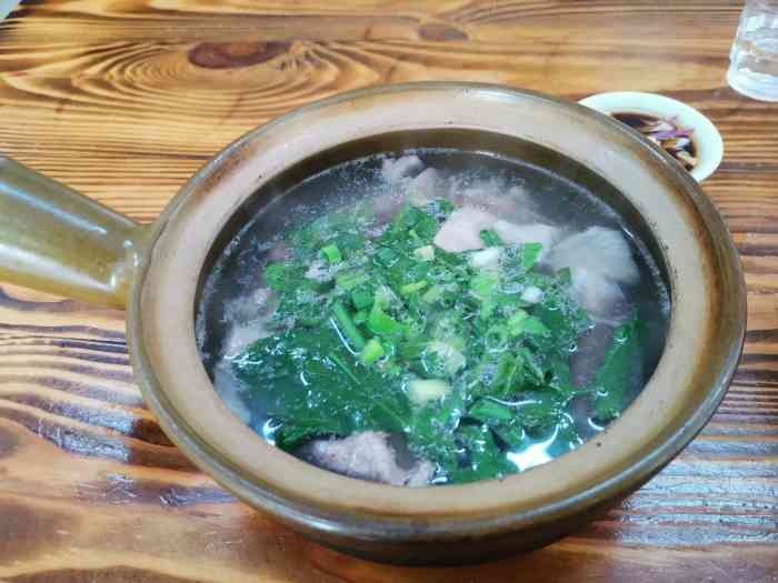 紫金龙窝肉丸-"还不错,味道还不错,肉丸很好吃,也很正宗.