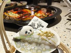 -红九格老火锅(三峡广场店)