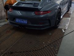 -蜂鸟快修喷漆钣喷汽修旗舰工厂(军工路店)