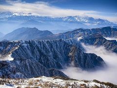 -牛背山