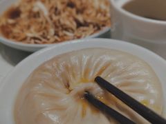 蟹黄汤包-冶春(星汉大厦店)