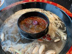 -三江两海老火锅(北京首店)