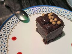 -LES ELITES 英集荟(南京西路店)