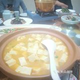 兴福镇“幸福镇”上的餐饮珍珠