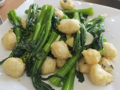 菜心炒鱼旦-红日饭店(裕隆三路店)