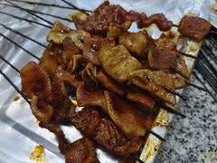 -马克力木手抓炕锅烤羊肉(盐湖一小区店)