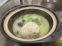 溱湖蟹黄蟹狮子头-溱湖八鲜菜馆