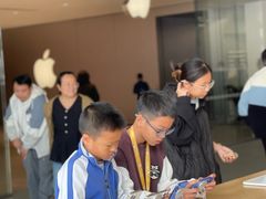 -Apple零售店(深圳益田假日广场店)