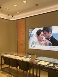 -周生生Chow Sang Sang(又一城店)