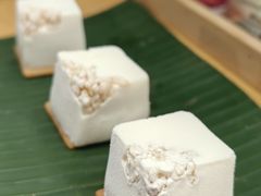 -苏宁银河国际咖啡厅·天际环球美食汇