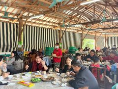 -满記土窑烧鷄波浪山莊