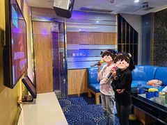 -蓝尊量贩(黄河路店)