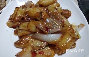 Thai-style Stir-fried Rice Noodle Rolls