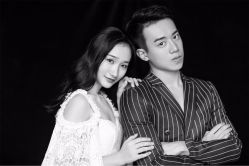 -巴黎婚纱摄影工作室