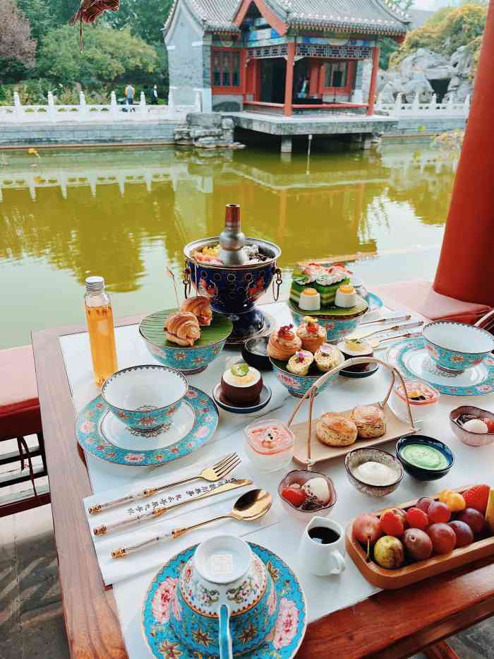 北京郡王府饭店·四面荷风-"娃生病留家里修养,恰逢一年中最美季节