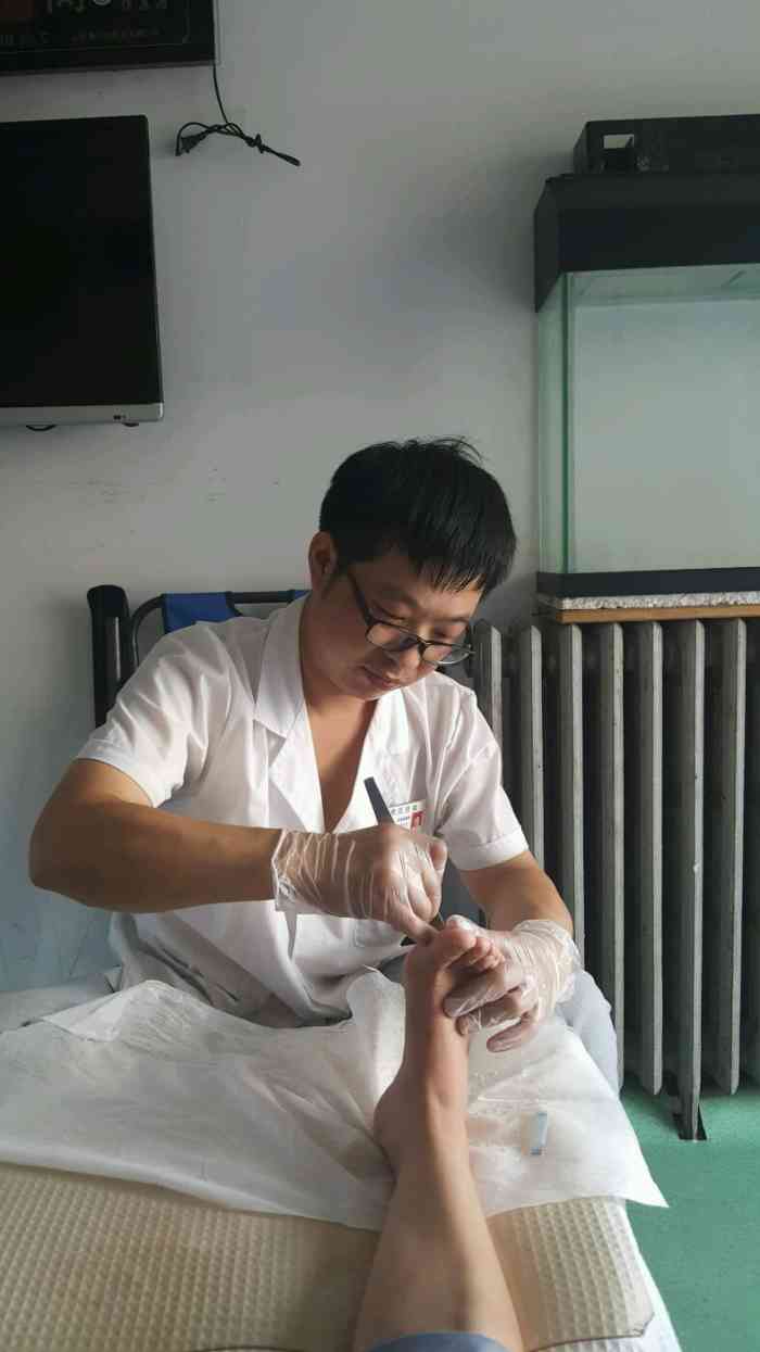 勇跃修脚(大营盘店)-"这家店开的时间不短了.有好多年,以前总来.