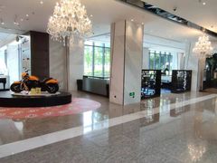 -上海虹桥西郊假日酒店