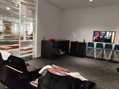 -百联沪通凯迪拉克4s店