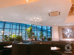 -大树餐厅(红旗街万达店)