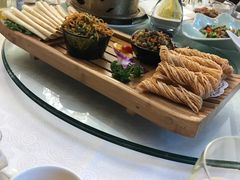 -南京双门楼宾馆(盐仓桥地铁站阅江楼店)