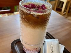 荔枝玫瑰拿铁-邮葭