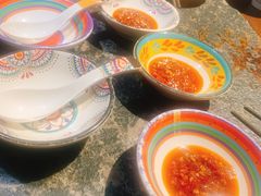 -老牌坊云南鱼豆花火锅(哈西万达店)