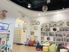 -龙格亲子游泳俱乐部(泊富中心)