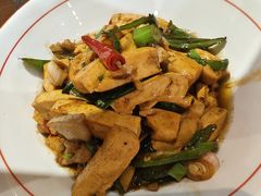 -富正毅三下锅(体育馆店)