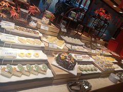 -亚马逊环球美食百汇(新城吾悦广场店)