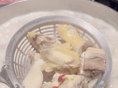 -尚尚仙·酸汤猪手·猪肚鸡火锅(华联万柳购物中心店)