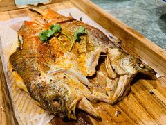 纳瓦烤鲈鱼-纳瓦新疆菜(银都店)
