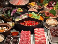 -三出山火锅(南京万象天地店)