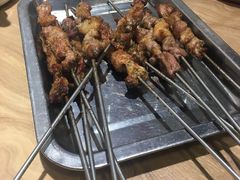 -巴依兄弟西域美食(机场店)