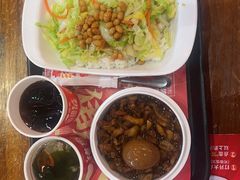 -猪角·闽南猪脚饭(华闽大厦店)