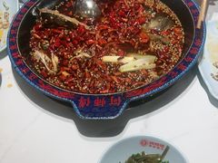 -何师傅美蛙鱼头(汉街店)