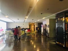 -天幕新彩云国际影城(激光巨幕店)