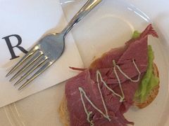 -上海漕河泾万丽酒店