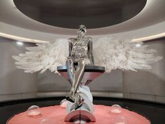 -涨巢·潮玩水疗局