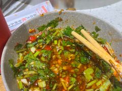 -肖肖酸萝卜鱼火锅(总店)