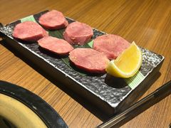 -炼火烤肉店