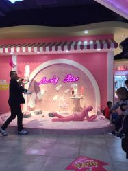 -LuckyStar幸运星家庭娱乐中心(东莞国贸店)