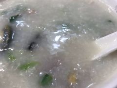 皮蛋瘦肉粥-荔银肠粉(广州天河华利路店)