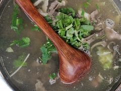 -谢老五跷脚牛肉·非遗传承店