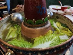 -毛辣果·贵州红酸汤牛肉火锅(西单店)