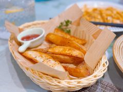 -又见马甲M8融合西餐厅(体育中心店)