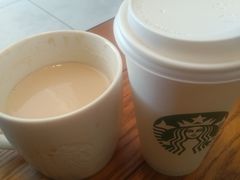 拿铁-星巴克臻选(威海威高广场店)
