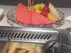 -海底捞火锅鲜切牛肉主题店(长寿路店)
